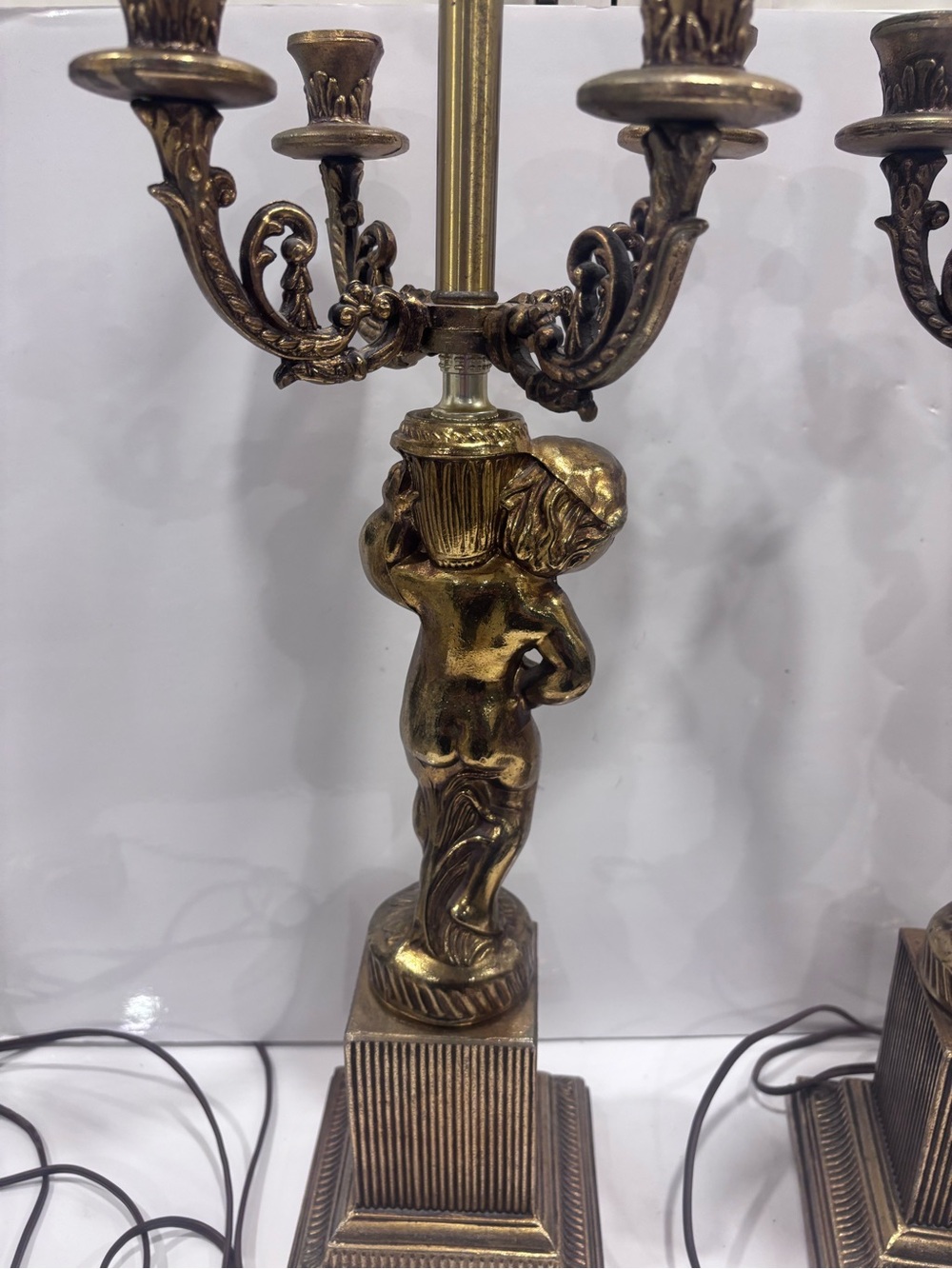 Vintage brass pair of gold cherub candelabra table lamps Hollywood regency - Picture 13 of 16